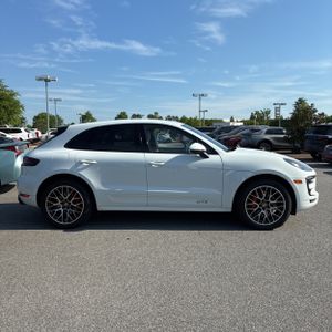 PORSCHE MACAN GTS - 10