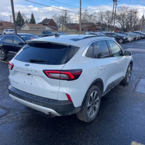 FORD ESCAPE PLATINUM - 8