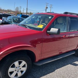 FORD EXPLORER XLT - 2