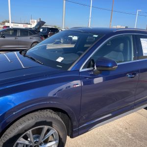 AUDI Q3 S-LINE PREM 45 - 2