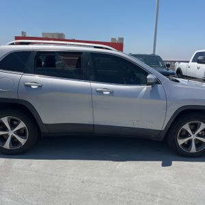 2020 JEEP CHEROKEE LIMITED — миниатюра 11