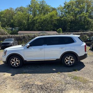 KIA TELLURIDE - 3