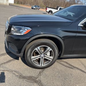 MERCEDES-BENZ GLC - 2