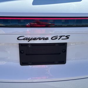 صورة 23 لـ 2021 Porsche CAYENNE GTS