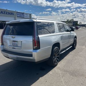 CADILLAC ESCALADE ESV LUXURY - 8