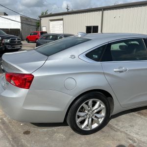 CHEVROLET IMPALA LT - 9