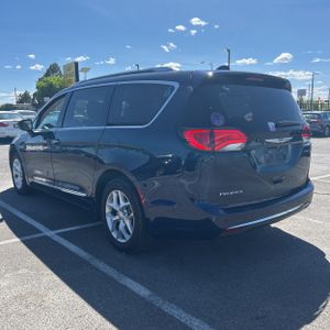 CHRYSLER PACIFICA TOURING L PLUS - 5