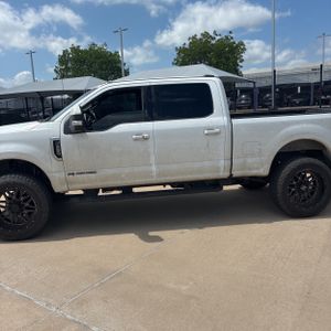 FORD F-250 SUPER DUTY LARIAT - 4