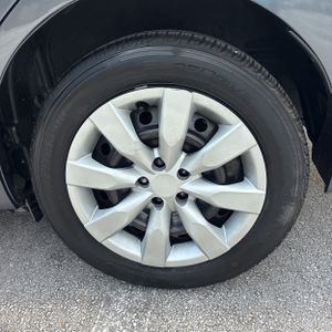2014 Toyota COROLLA LE thumbnail 18