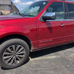 LINCOLN NAVIGATOR BASE - 2