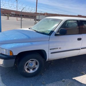 DODGE RAM 2500 ST - 2