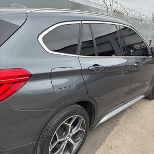 2017 BMW X1 XDRIVE28I — фото 8