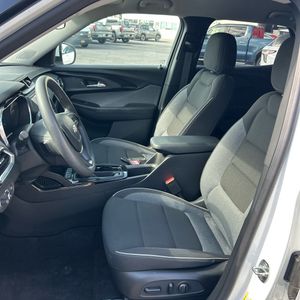 2023 Chevrolet TRAILBLAZER LT 照片 32