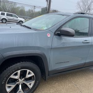 JEEP CHEROKEE TRAILHAWK - 2