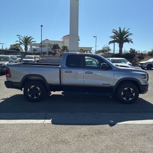 2019 RAM 1500 REBEL 照片 10