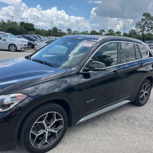 2017 BMW X1 XDRIVE28I — фото 2