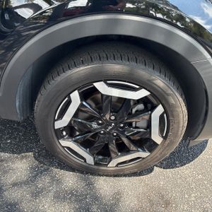 صورة 20 لـ 2024 KIA TELLURIDE S