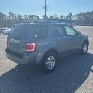 FORD ESCAPE LIMITED - 8