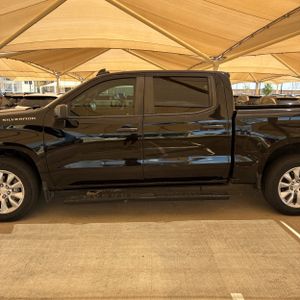 صورة 4 لـ 2022 Chevrolet SILVERADO 1500 CUSTOM