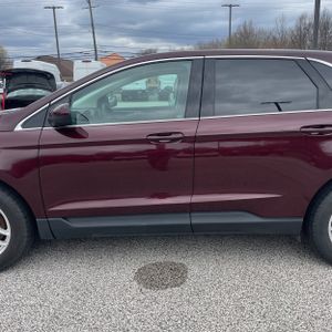 FORD EDGE SEL - 4