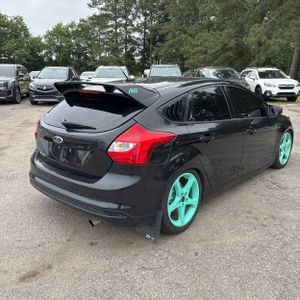 FORD FOCUS TITANIUM - 8