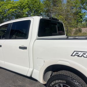 NISSAN TITAN PRO-4X - 6