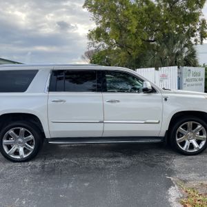 CADILLAC ESCALADE ESV PREMIUM LUXURY - 10