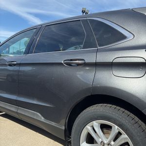 FORD EDGE SEL - 6