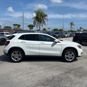 2020 Mercedes-BENZ GLA — фото 10