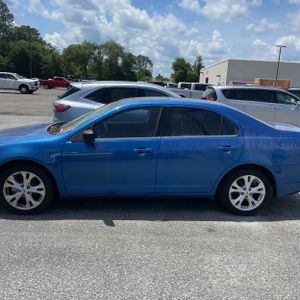 FORD FUSION SE - 3