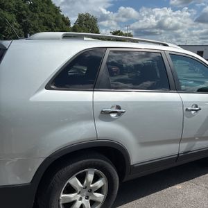 2011 KIA SORENTO LX 照片 9