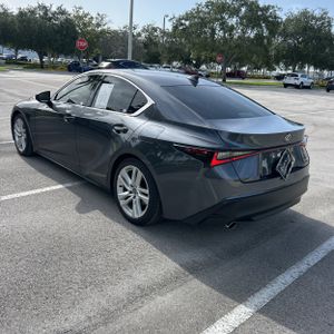 2025 Lexus IS 300 BASE — фото 5