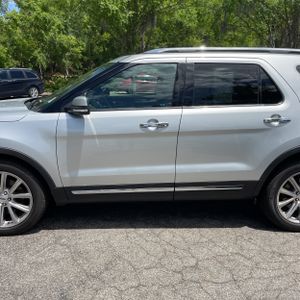 FORD EXPLORER LIMITED - 4
