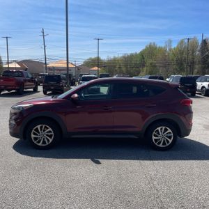 HYUNDAI TUCSON - 3