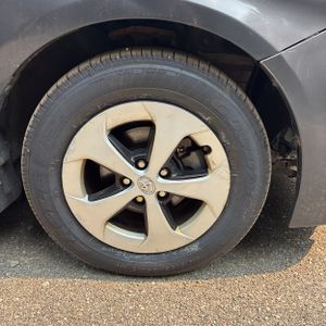2012 Toyota PRIUS THREE — миниатюра 20