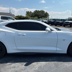 2017 Chevrolet CAMARO SS 照片 11