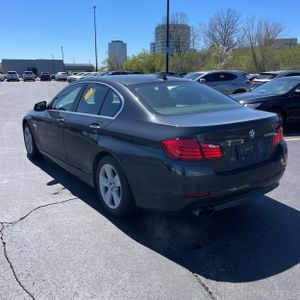 BMW 5-SERIES 528XI - 5