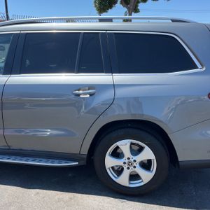 2017 Mercedes-BENZ GLS — фото 6