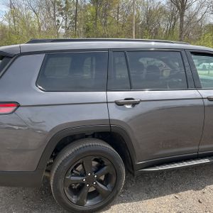 JEEP GRAND CHEROKEE L - 9