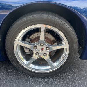 صورة مصغرة 18 لـ 2004 Chevrolet CORVETTE BASE