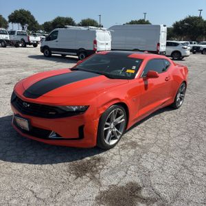 2019 Chevrolet CAMARO LT — фото 1