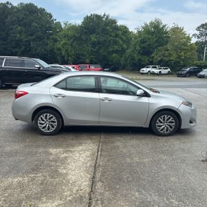 2018 Toyota COROLLA LE 照片 10