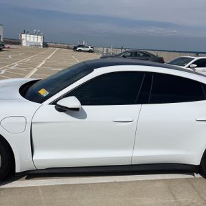 Porsche Taycan Base - 4