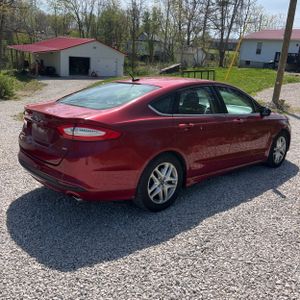 FORD FUSION SE - 8