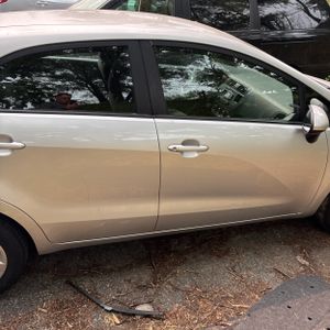 2013 KIA RIO 5-DOOR LX — фото 9