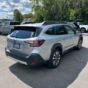 2024 Subaru OUTBACK LIMITED — фото 8