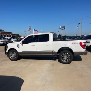 FORD F-150 KING RANCH - 3