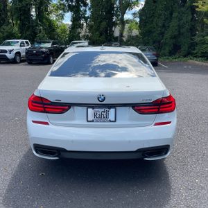 صورة 7 لـ 2019 BMW 750I XDRIVE