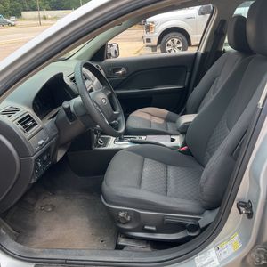 صورة مصغرة 32 لـ 2010 FORD FUSION SE