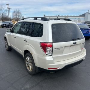 SUBARU FORESTER X PREMIUM - 5